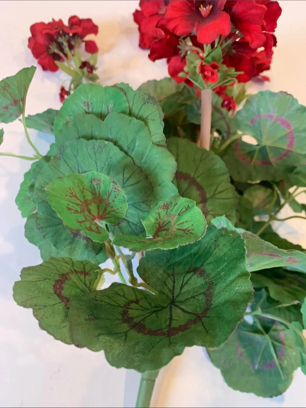 Red Geranium Artificial Flowers On Bendable Wire Floral Stem